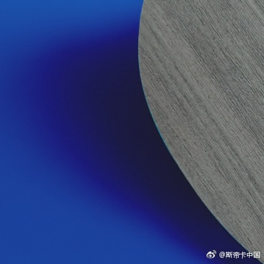 马龙许昕拿了全锦赛男双冠军,许昕的蓝标底板又火了:这1000块的“直板神器”,真不是谁都能抡