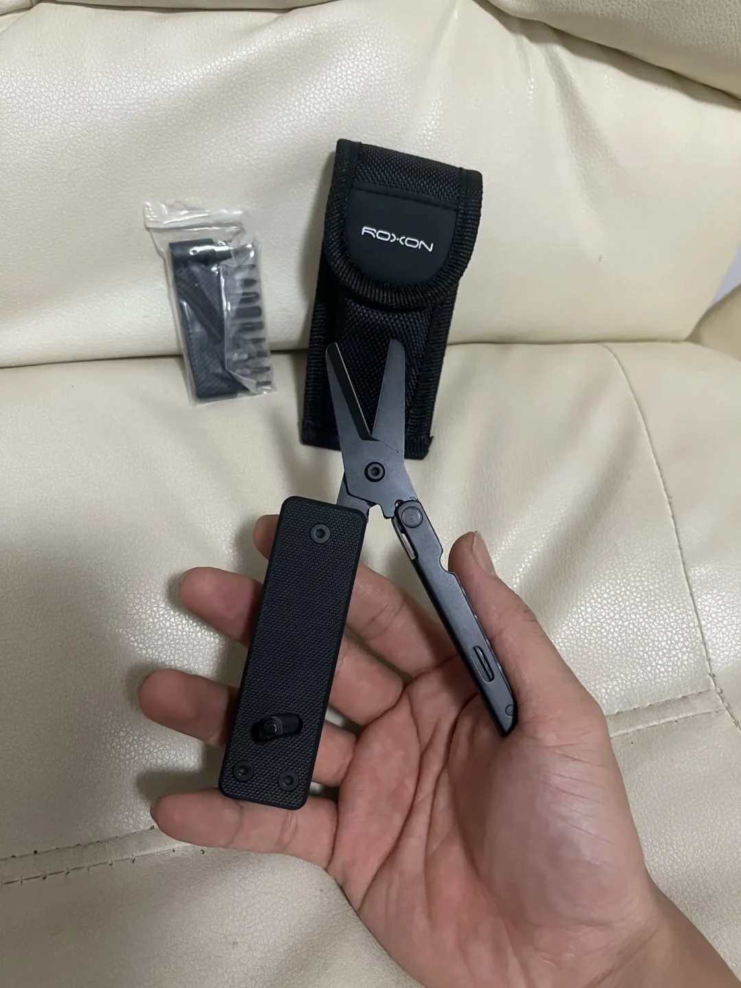 纳拓和洛森吵起来了,百元国产EDC工具钳到底怎么选?我把20多条真实评价翻完了