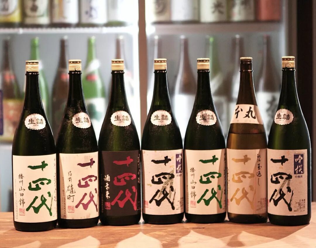 九月的清酒别再冰到底:先喝哪瓶、常温还是温一温,这篇一次说清