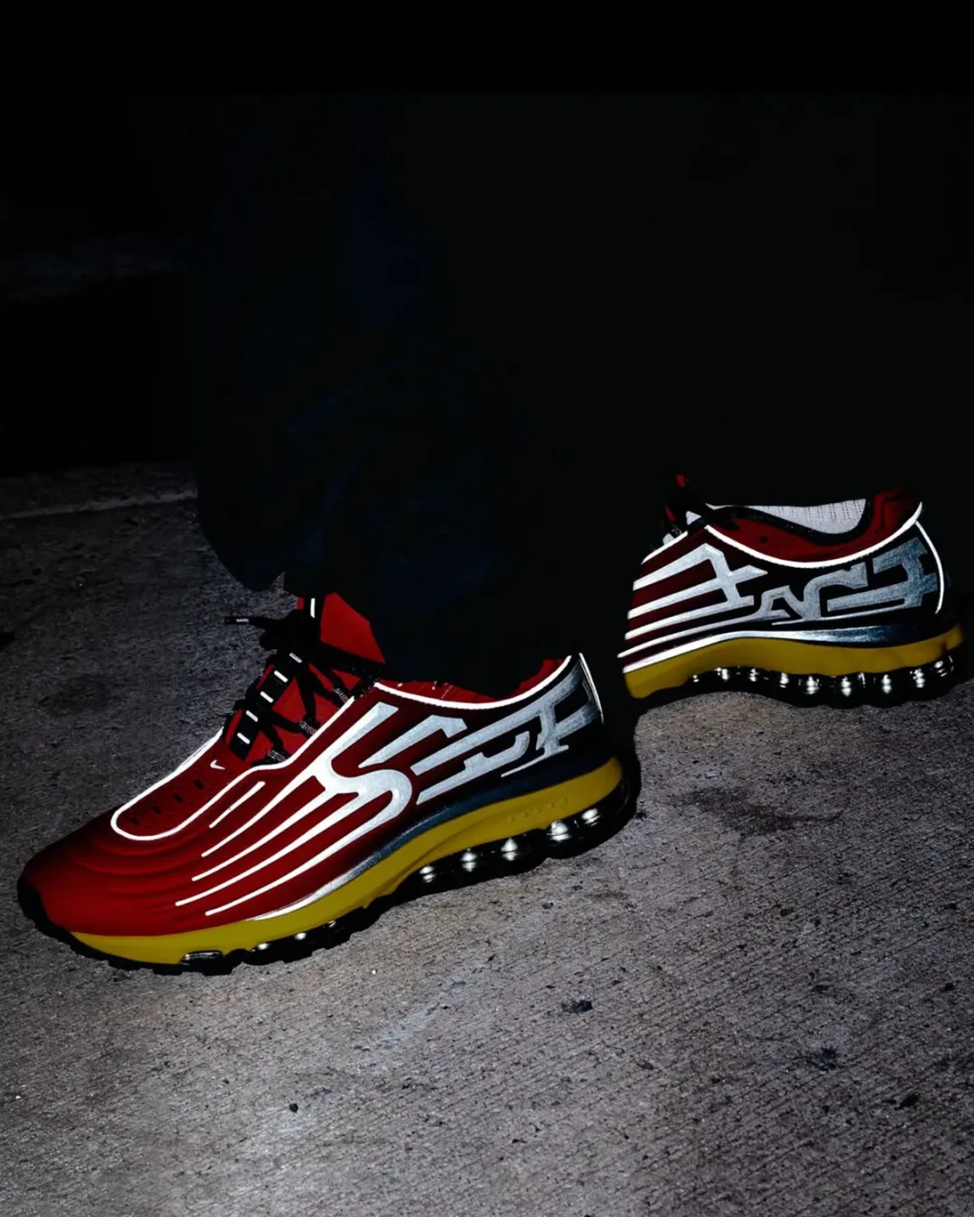 Supreme x Nike 联名