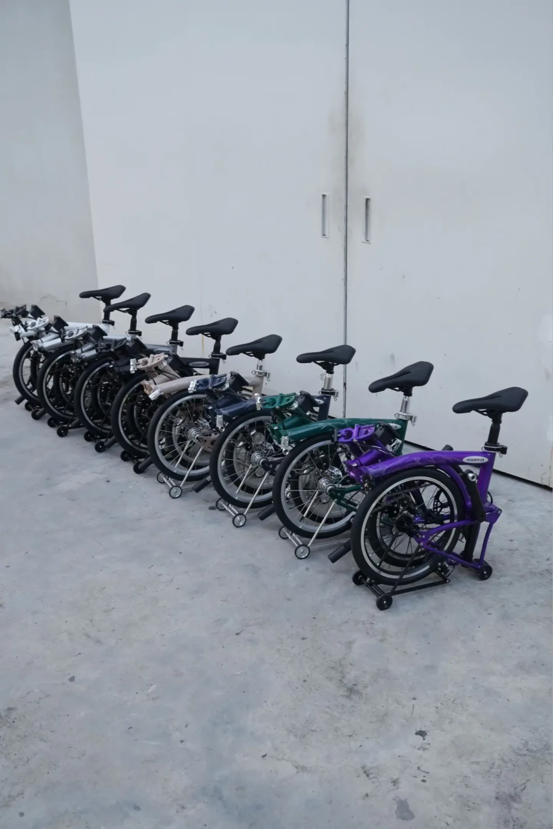 7699买的新车,两天后挂7000:我统计了8月的国布转卖贴,把ACEOFFIX的真实折旧和捡漏边界一次说清
