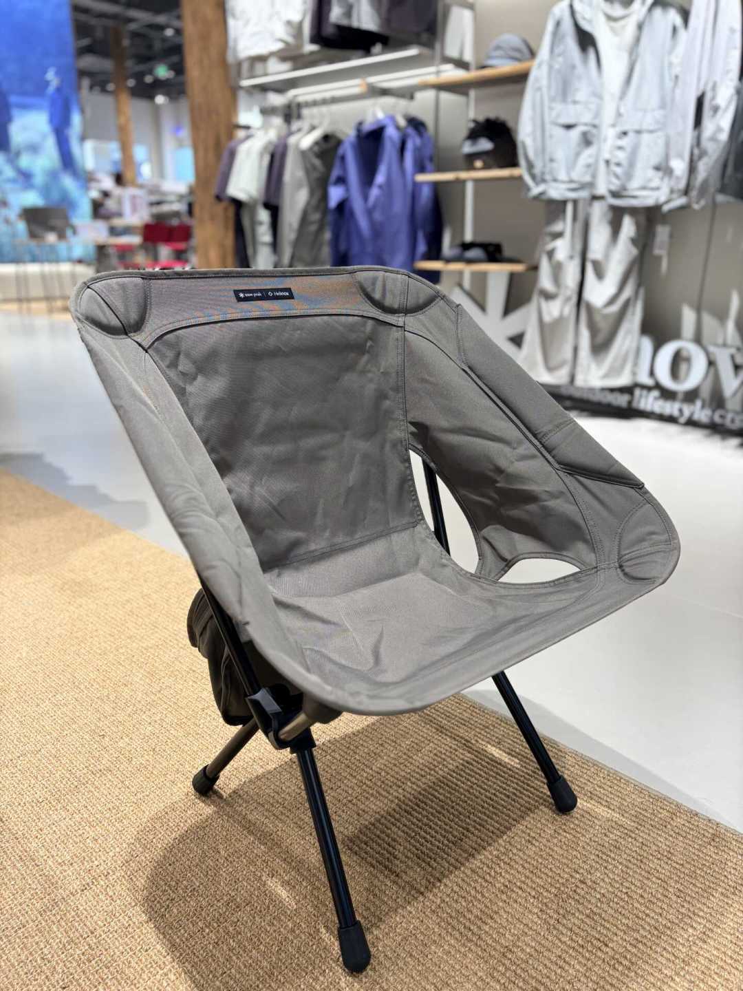 Snow Peak×Helinox联名椅NOGA国内到货,1299元,第一批坐过的人已经吵起来了