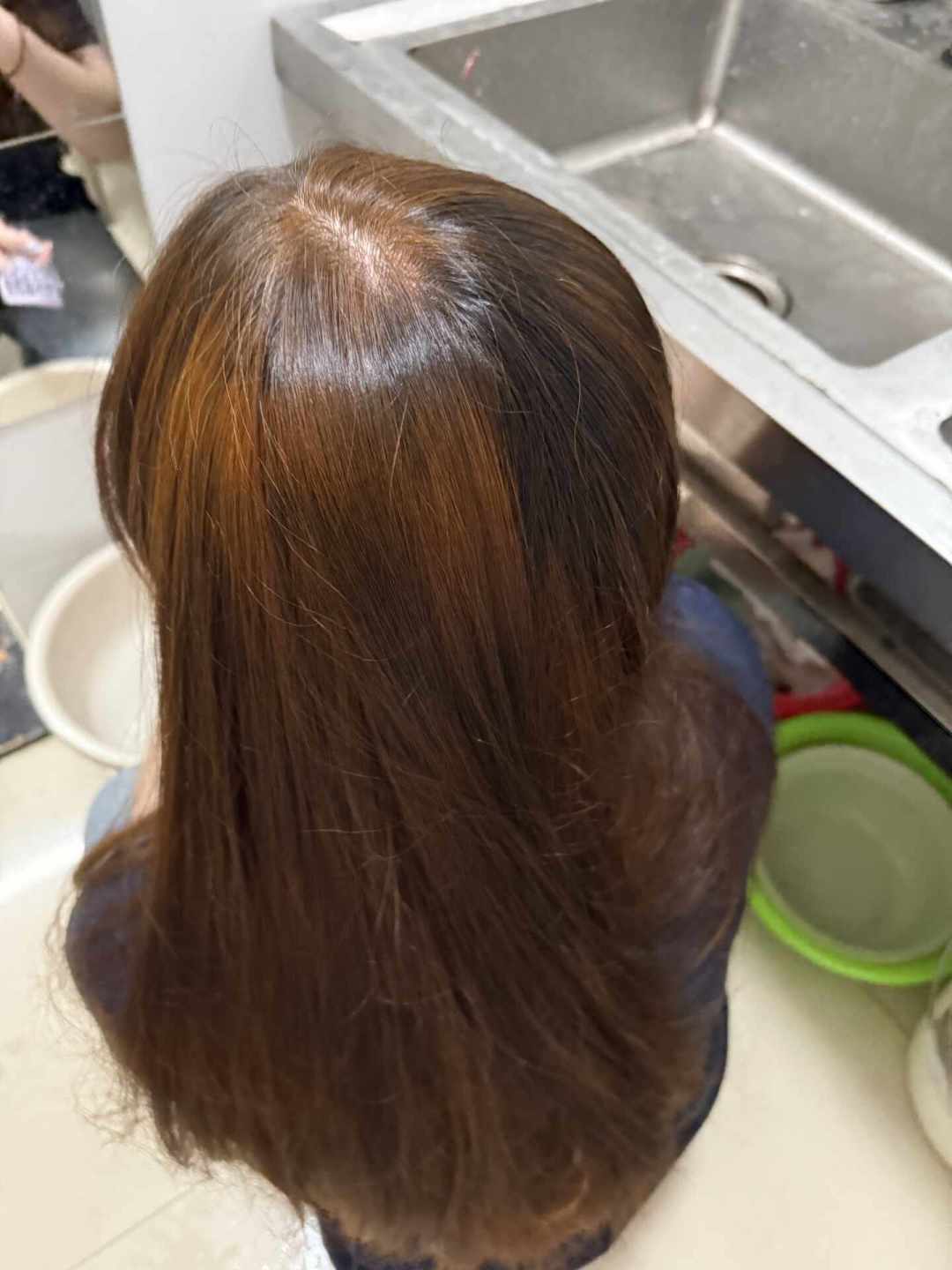 一盒染发膏40元，理发店398：这个秋天想自己染发，先把这笔账和四种翻车模式看完