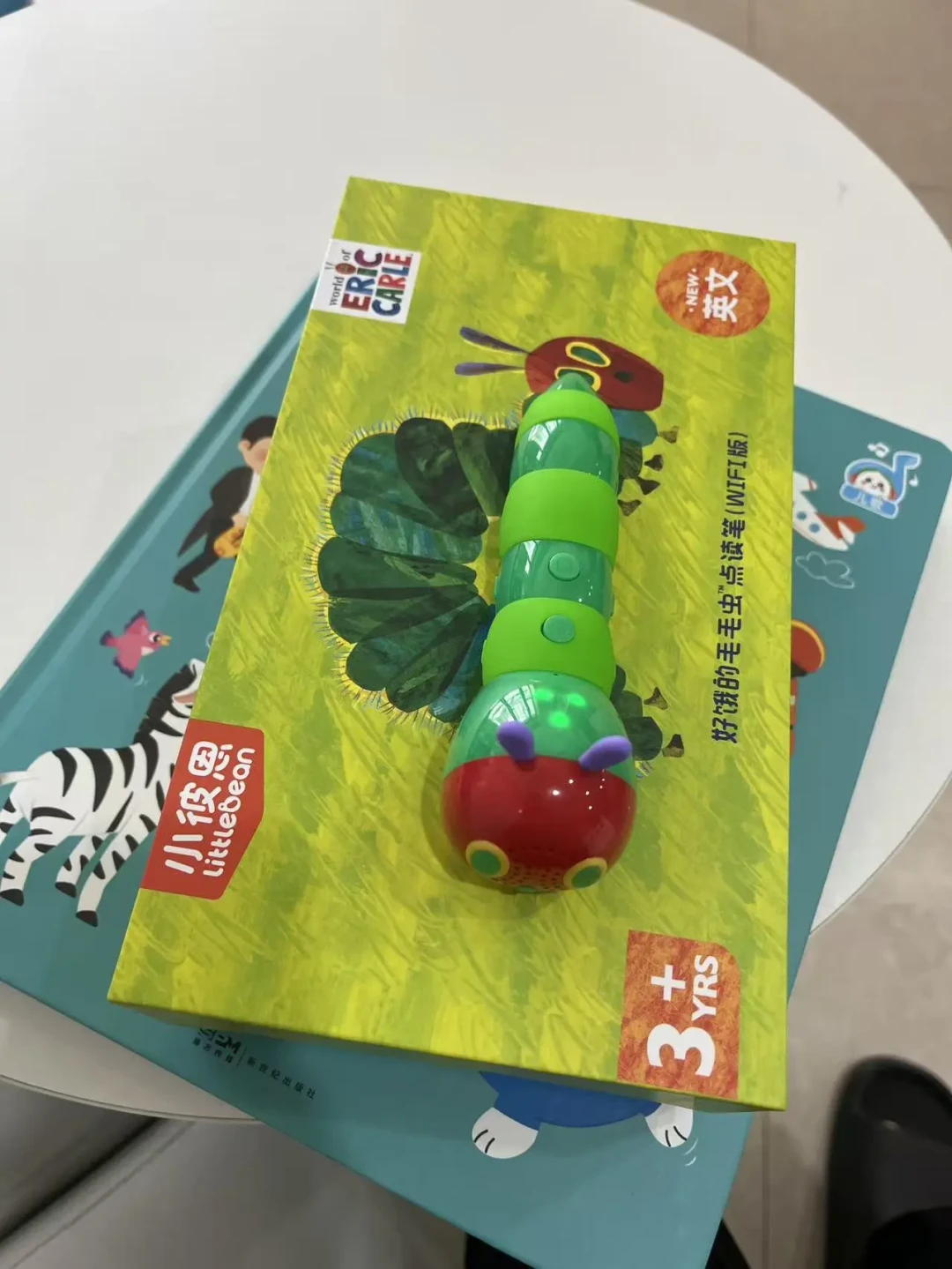 英语渣能带娃家庭启蒙吗?翻了上百条真实记录后,我把要花的钱分成了三档