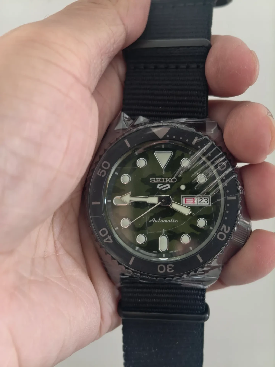 6R一天快一分钟,4R一月只差10秒?精工这笔误差账,先分清受磁再谈修