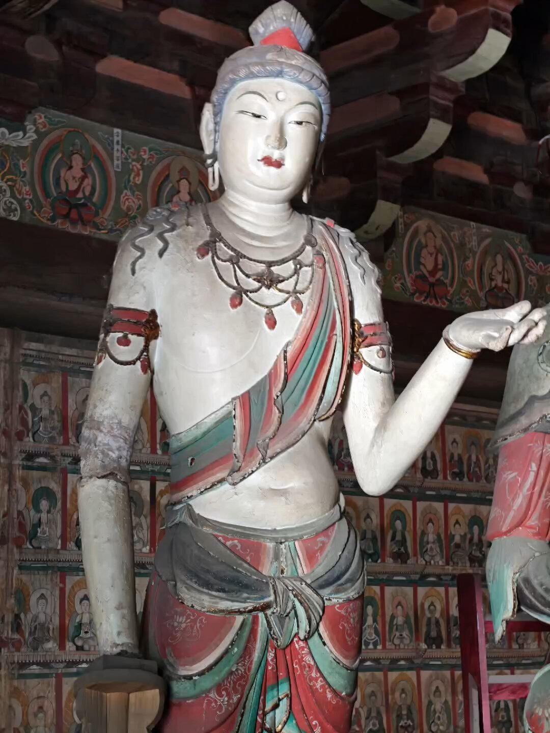 平遥“一城两寺”核心殿宇进入分段式修缮：工期跨两个国庆档，现在还能看，但要去趁早