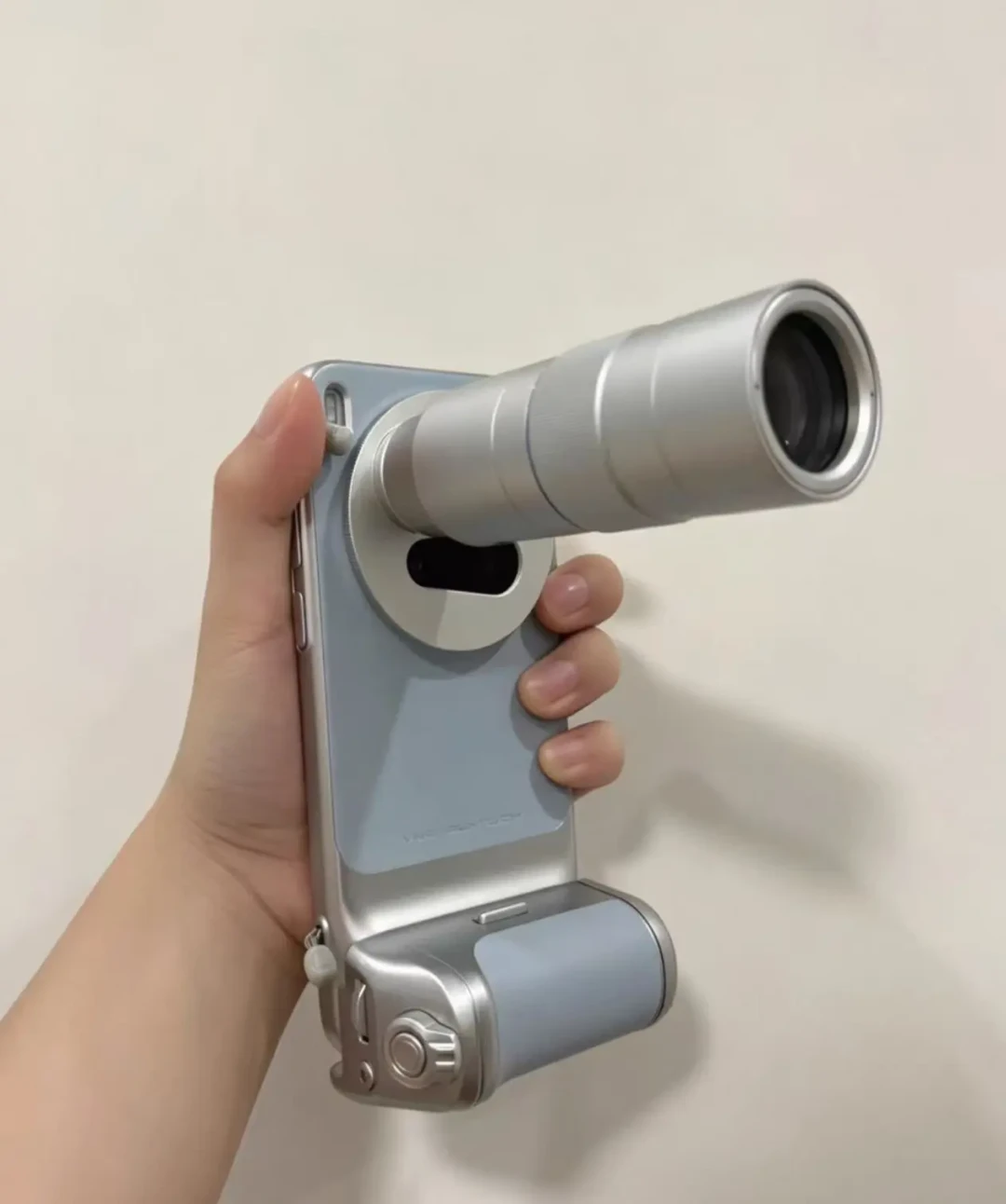 演唱会的「大炮」能租到一天39.9?我把vivo/OPPO增距镜的官方价、租赁实价和20篇实测帖核完了,这份「租还是买」决策表写好了