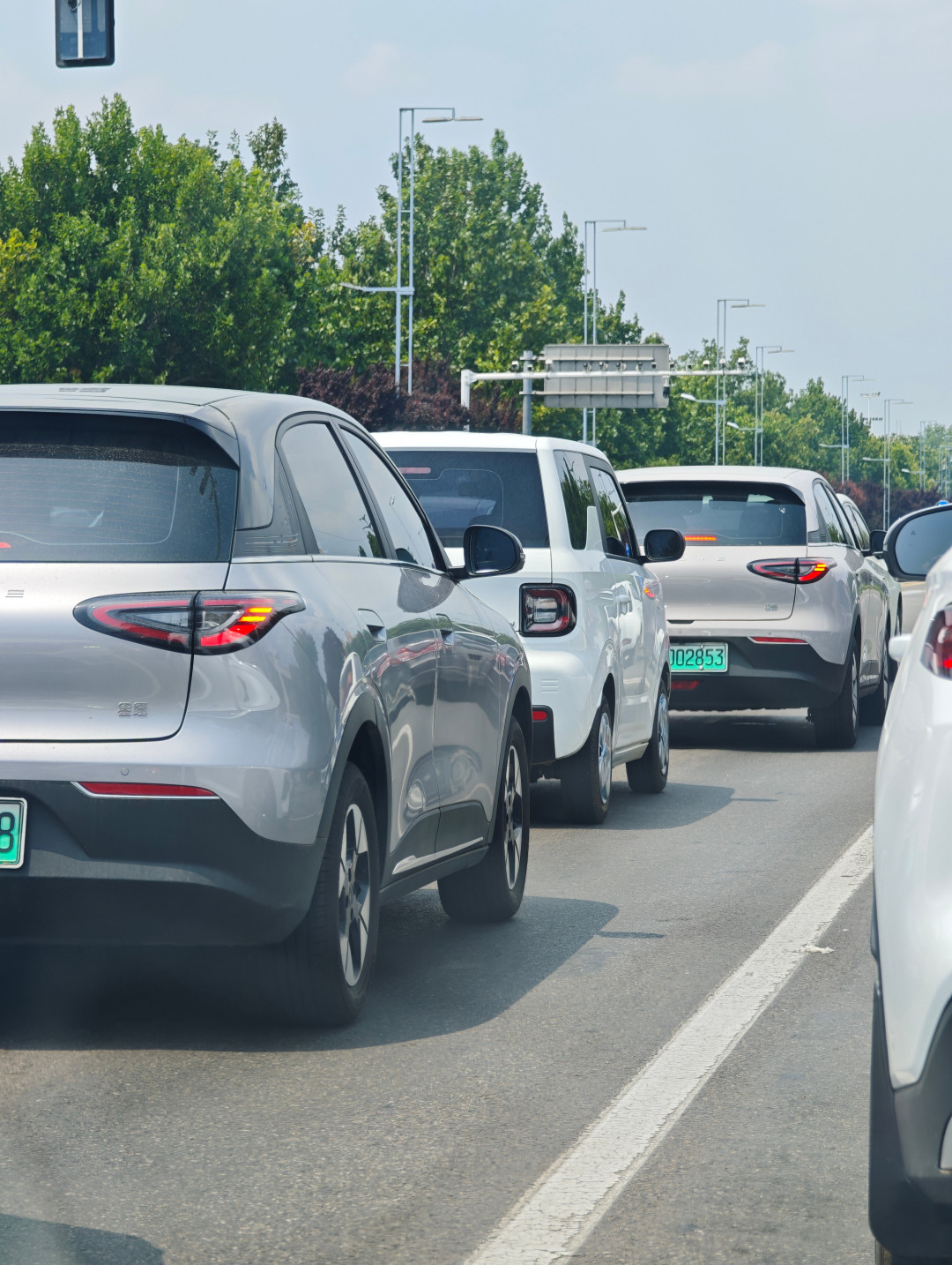 微型电车销量暴跌55%:死掉的不是小车,是5万块的入场券——金九银十预算五六万代步的,先把这四笔成本账算完再交定金