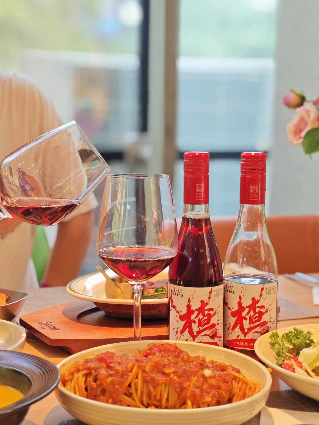 半决赛9月开踢、球票9月2日开约:通化押注东北超的这瓶7度汽酒,看球撸串到底值不值