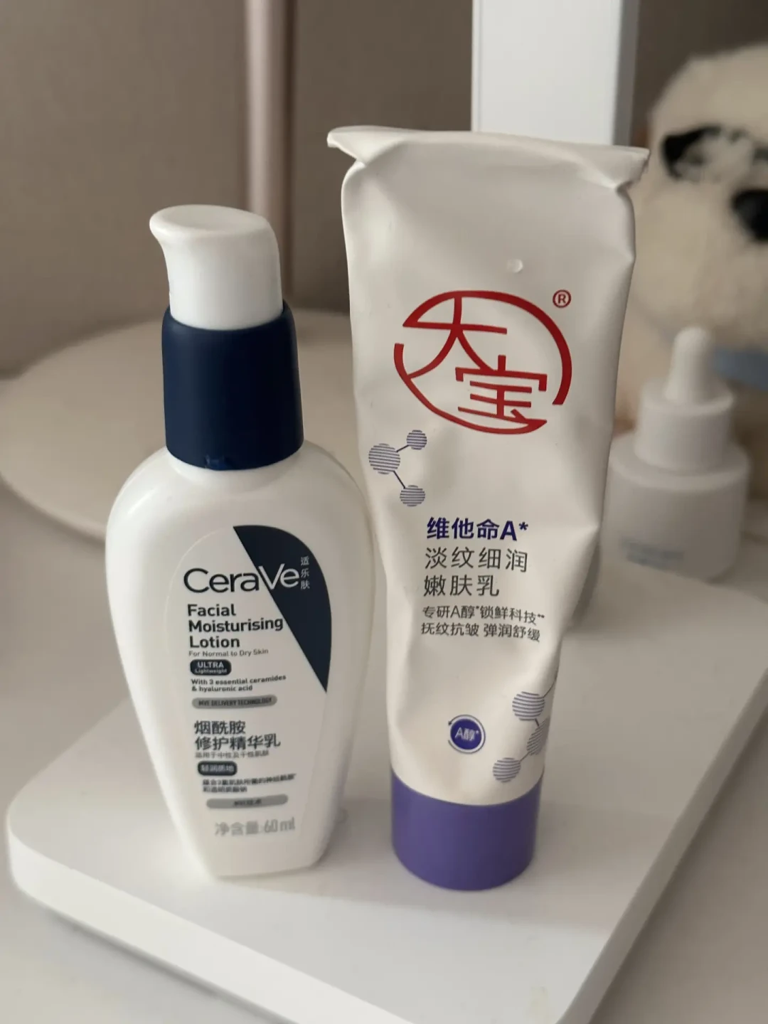 十几块的阿达帕林，对阵几百块的祛痘精华：油痘肌精简护肤，钱该花在哪儿