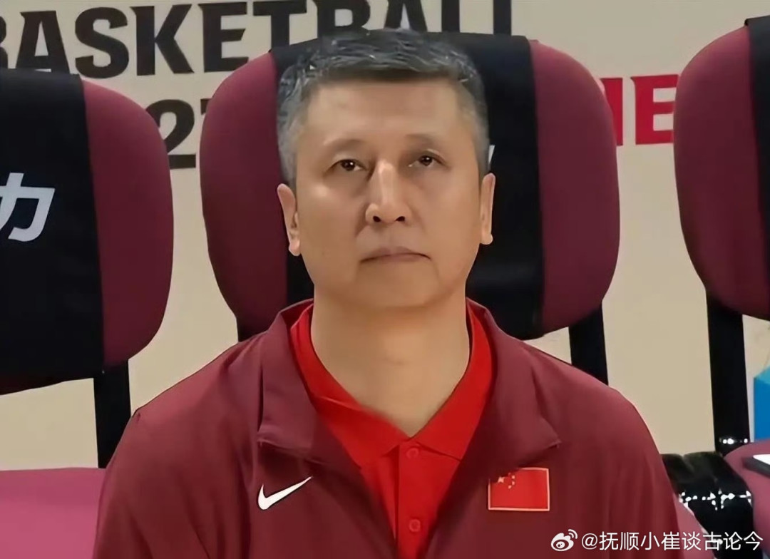 明晚生死战:全网吵的是“杨瀚森打首发”,但郭士强真正要操心的其实是这三个数