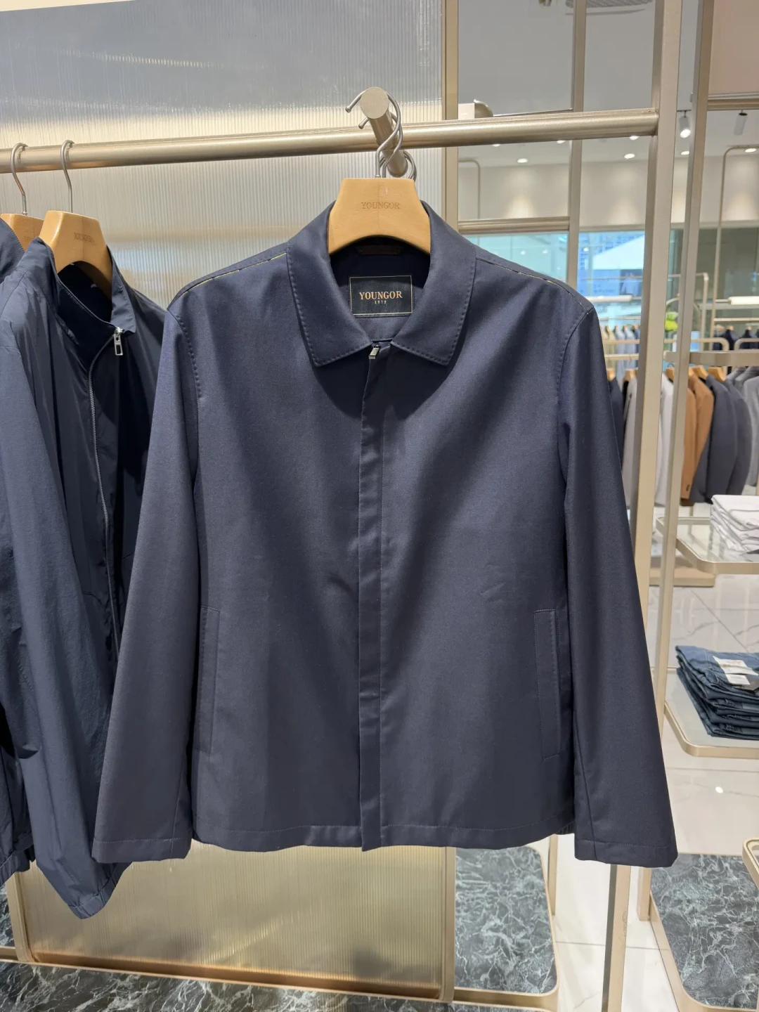 柜姐漏了一句“同款看货号第一个字母”:我把电商在售15个雅戈尔货号对完了,双11前照这个买法