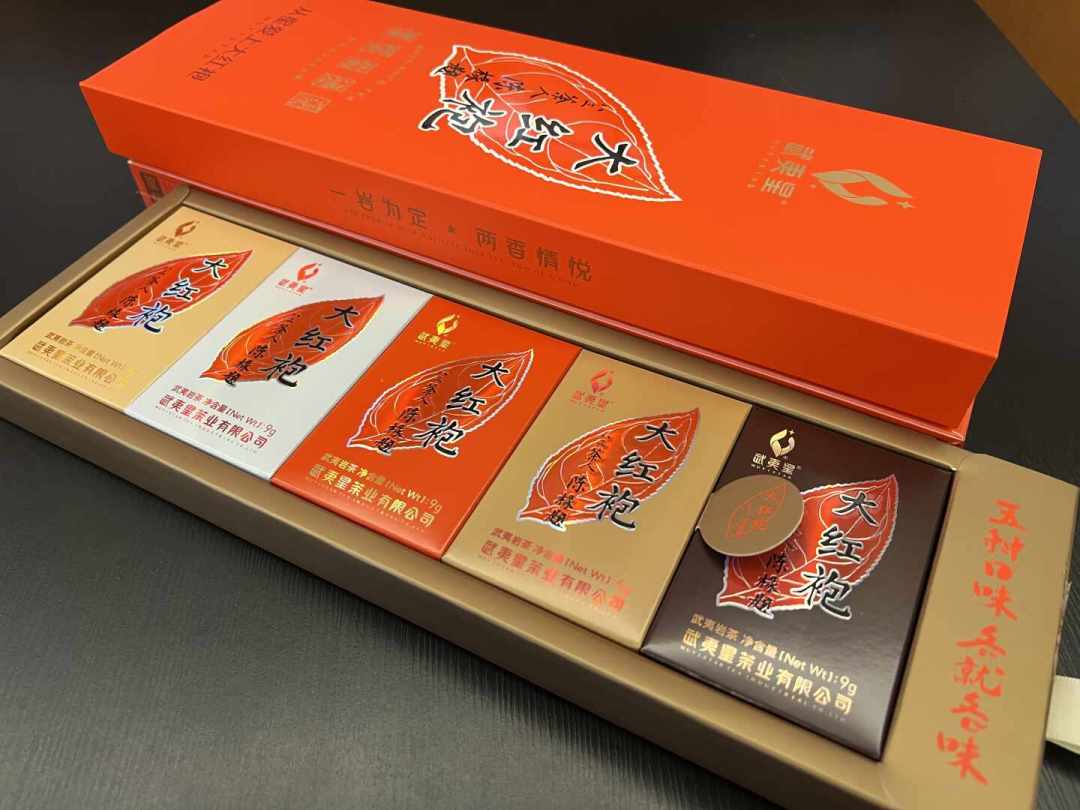 武夷星五香大红袍怎么挑?翻完十几条全网实测发现,五香其实是五种火功
