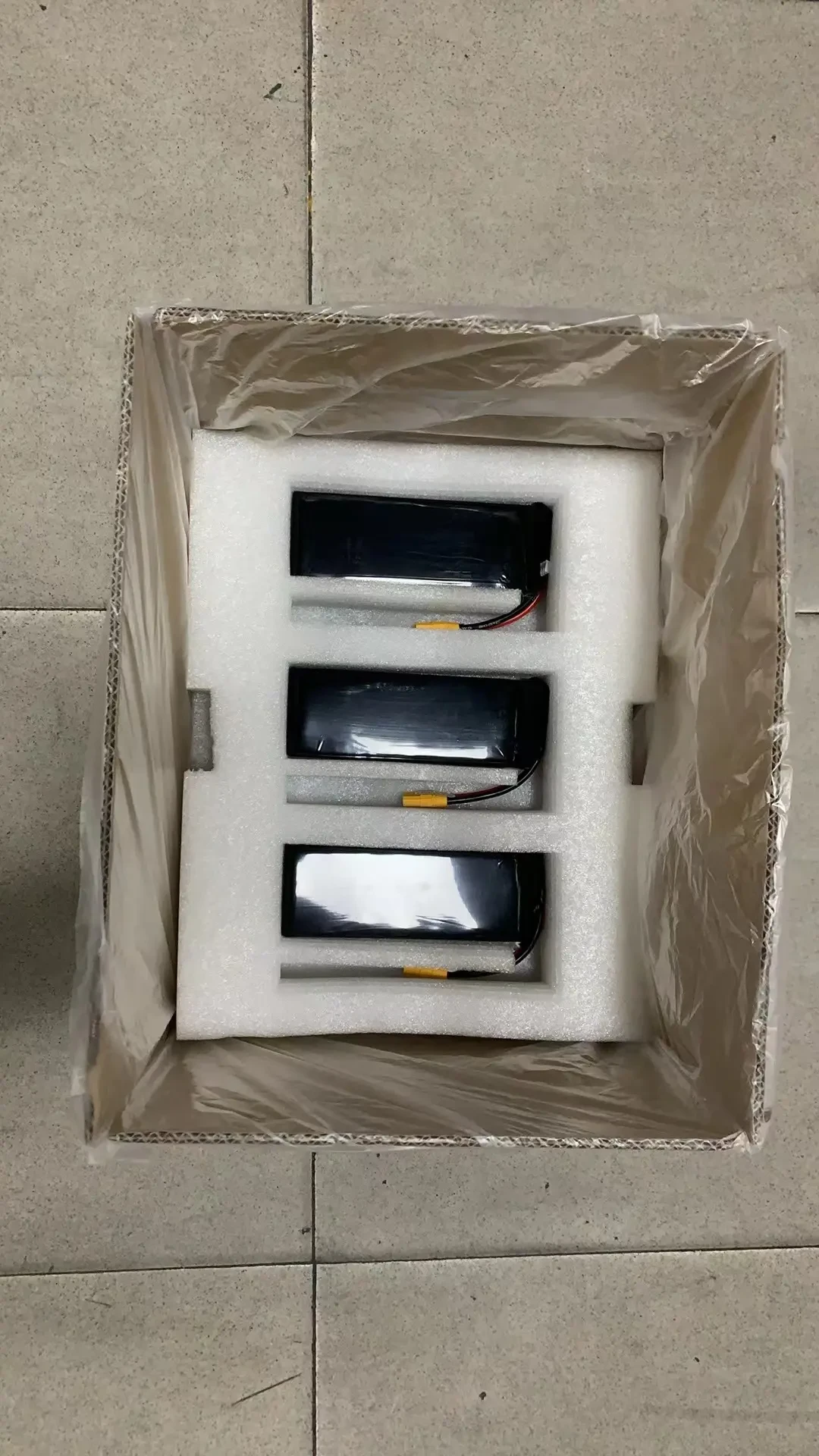 玩穿越机,电池才是真烧钱:怎么选、怎么充、什么时候退役,一篇讲明白