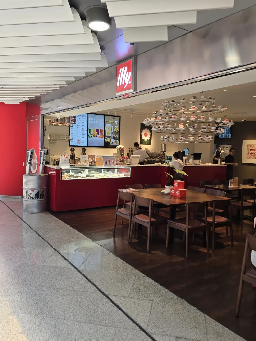 illy门店一杯35元,米兰柜台2欧:先看懂这杯