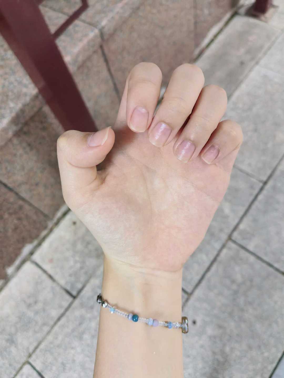 没人赶作业,全在赶卸甲:扒完全网卸甲账单和DIY帖,开学前的甲面损伤就这3种方式
