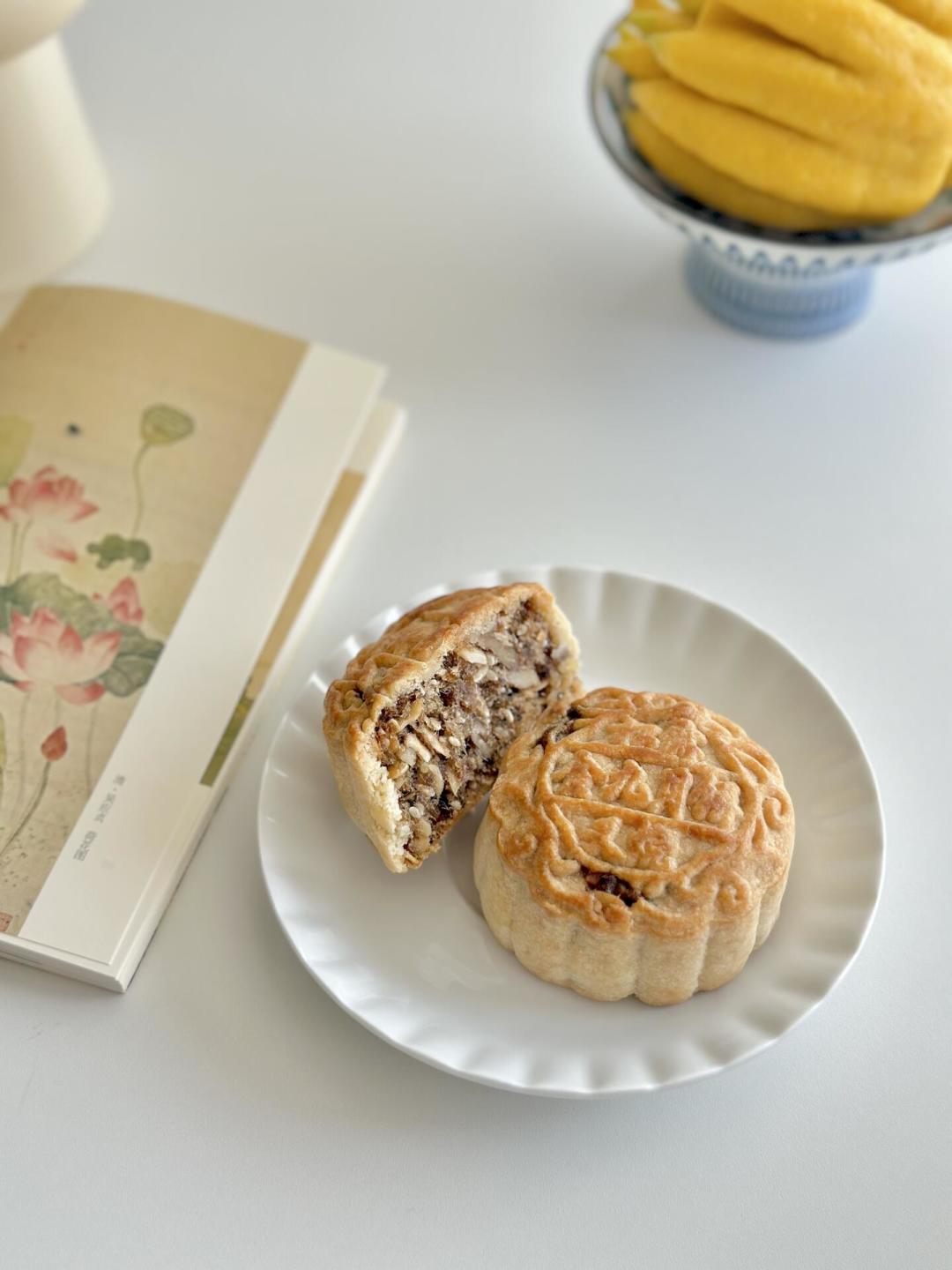 黑松露被骂出“橡胶味”,却成了今年月饼的头号流量:新口味捋成三条线,各有各的坑