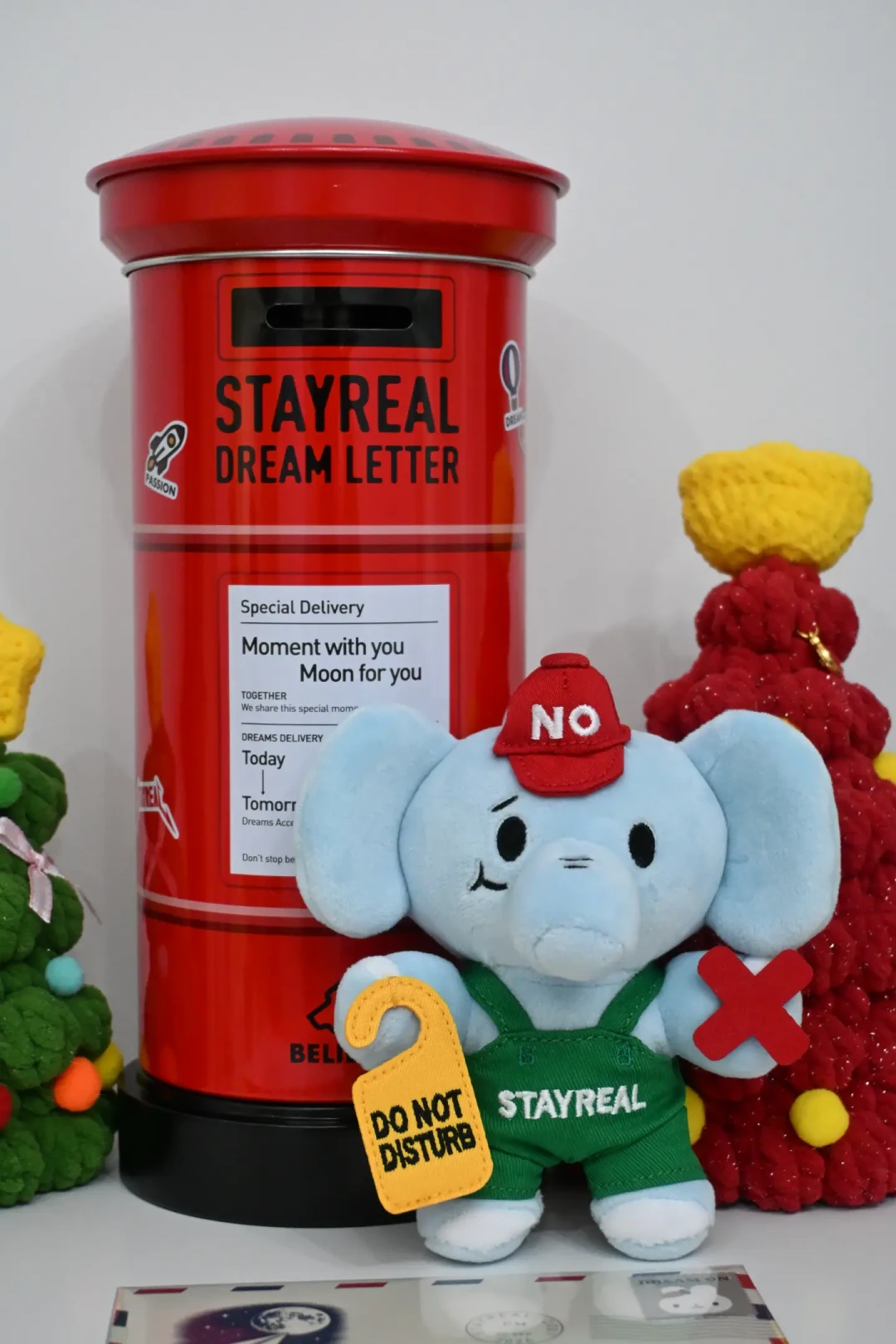 秒下架的STAYREAL中秋礼袋,卡在了“开盖”上:邮筒被拆出148元行情,月饼反而没人要