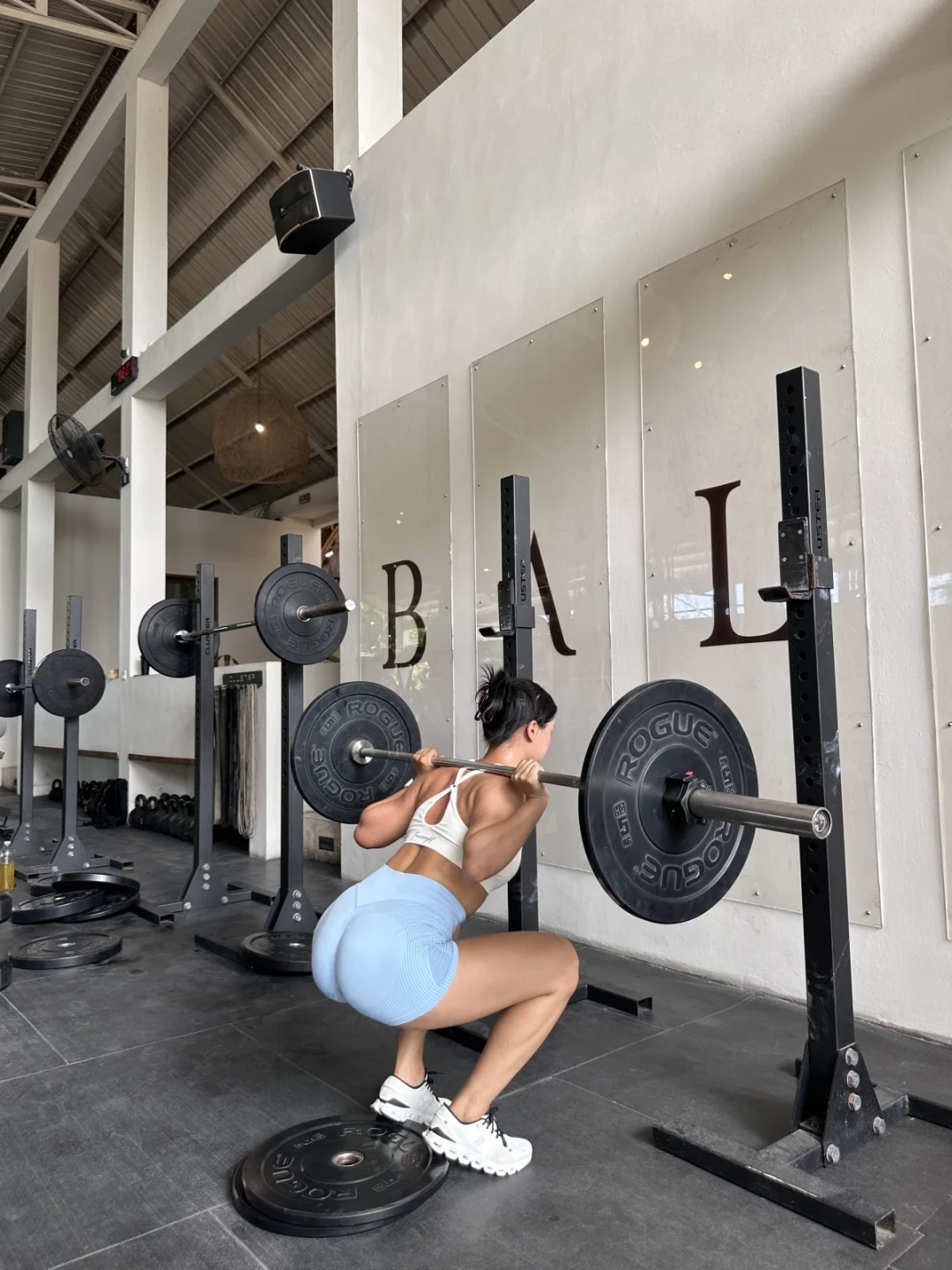 CrossFit团课为什么只留下新手和高手?练了半年杠铃不涨的,先别怪自己不努力