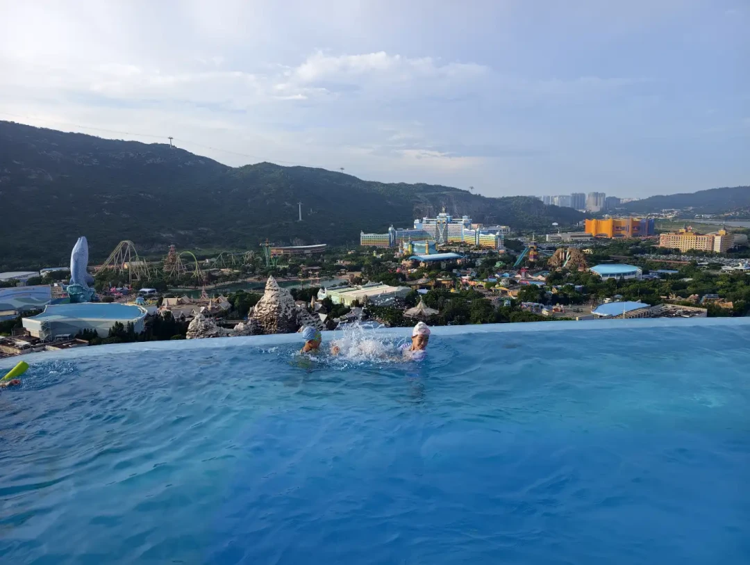 不订房的staycation:14元到300元的酒店泳池门票,我比了12个价,3个坑先看清