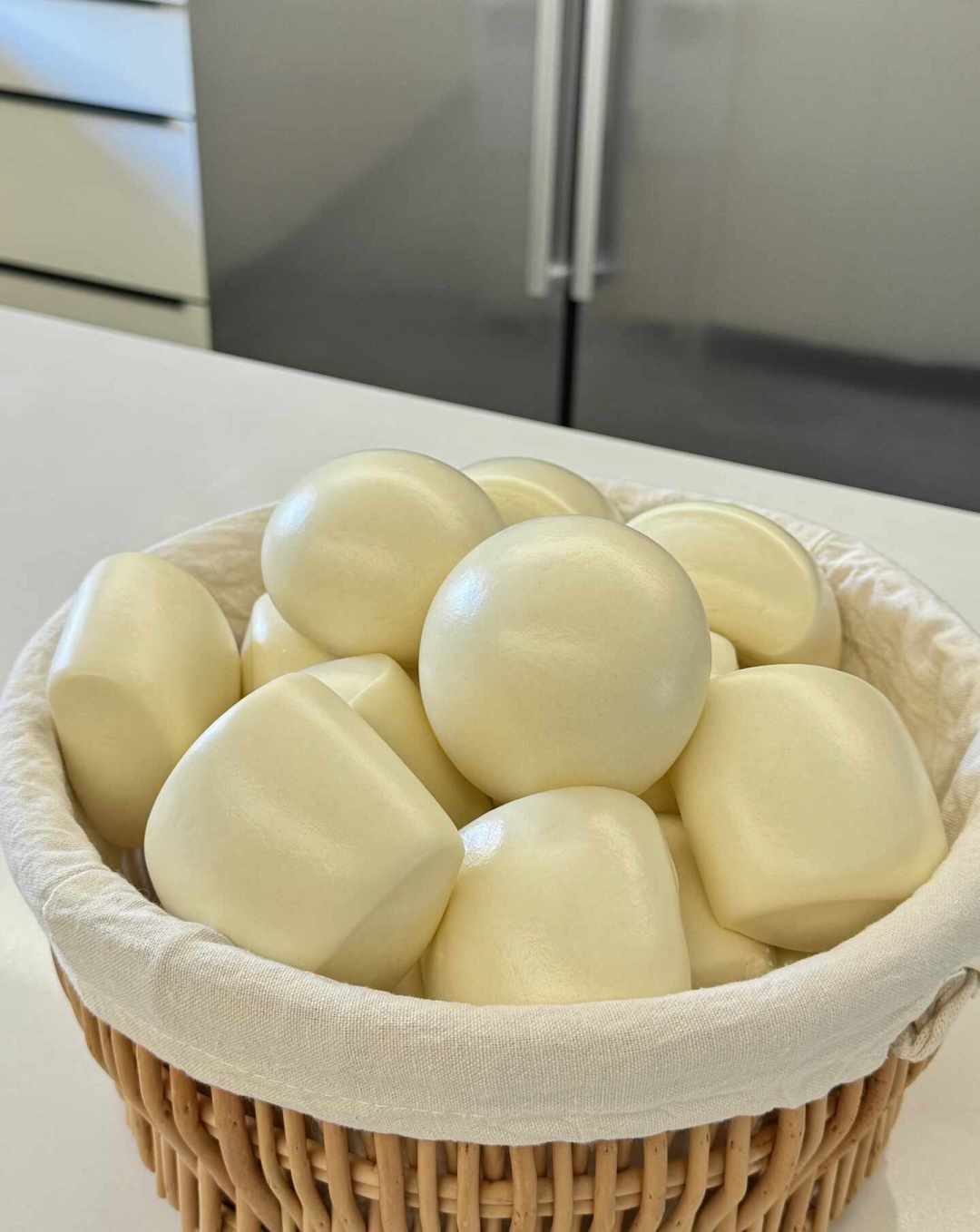 潘金莲真的一天早起做炊饼?把原著、老剧和阳谷特产礼盒对了一遍:一个炊饼,三重误会