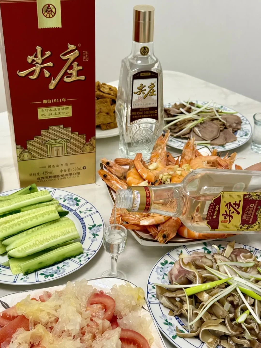 国庆婚宴上尖庄,先把“满30瓶赠陈坛”的宴席扫码账和一桌成本算清楚