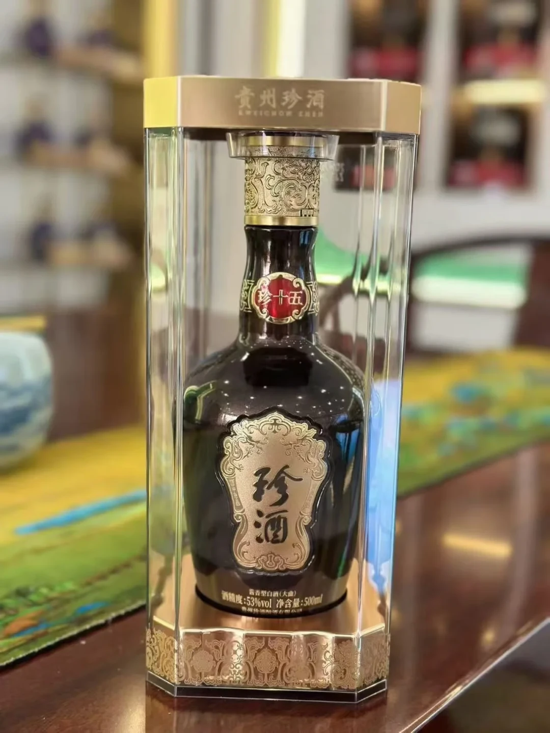 离中秋还有25天,三瓶次高端酱酒跌出三种花样:国台国标三折、红花郎10停货、珍十五逆势提价,备酒怎么选