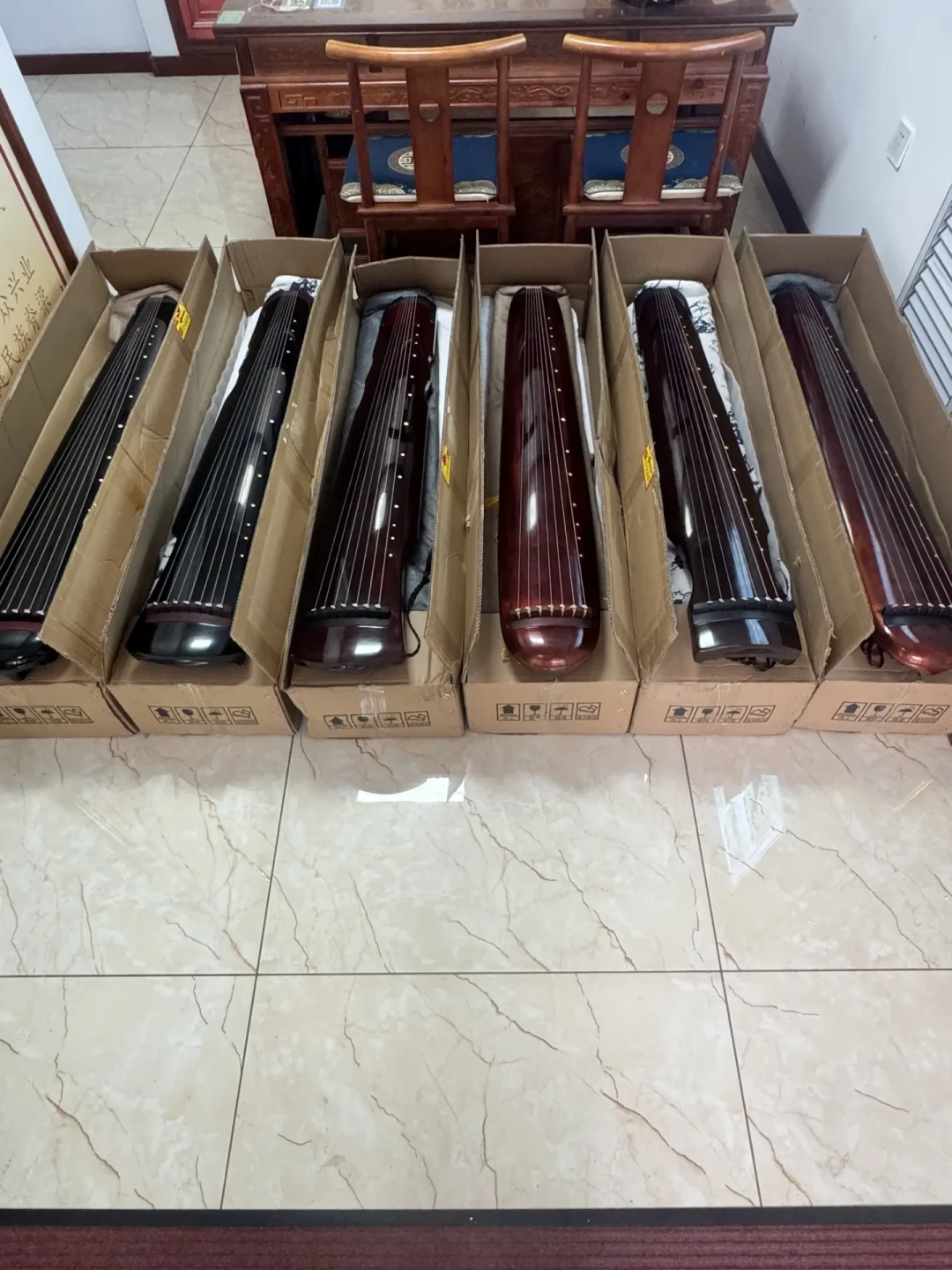 闲鱼上全是“几乎全新”的乐器:6款入门乐器保值率对比,下单前先想好退路