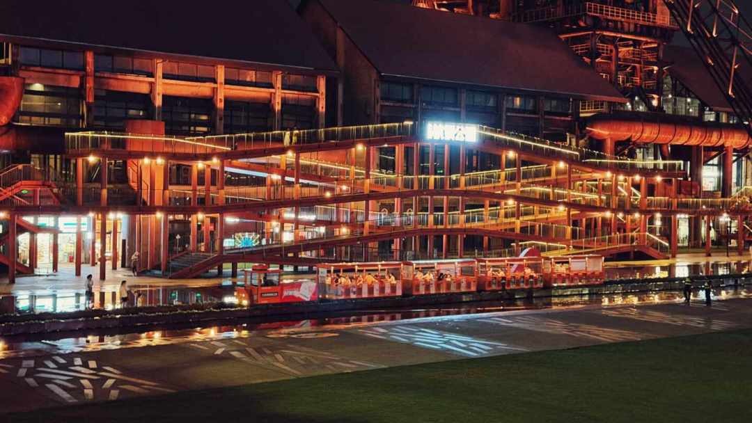 杭钢公园的日与夜:免票入场、3块钱一项,为什么一半人在喊yyds、一半人在喊避雷
