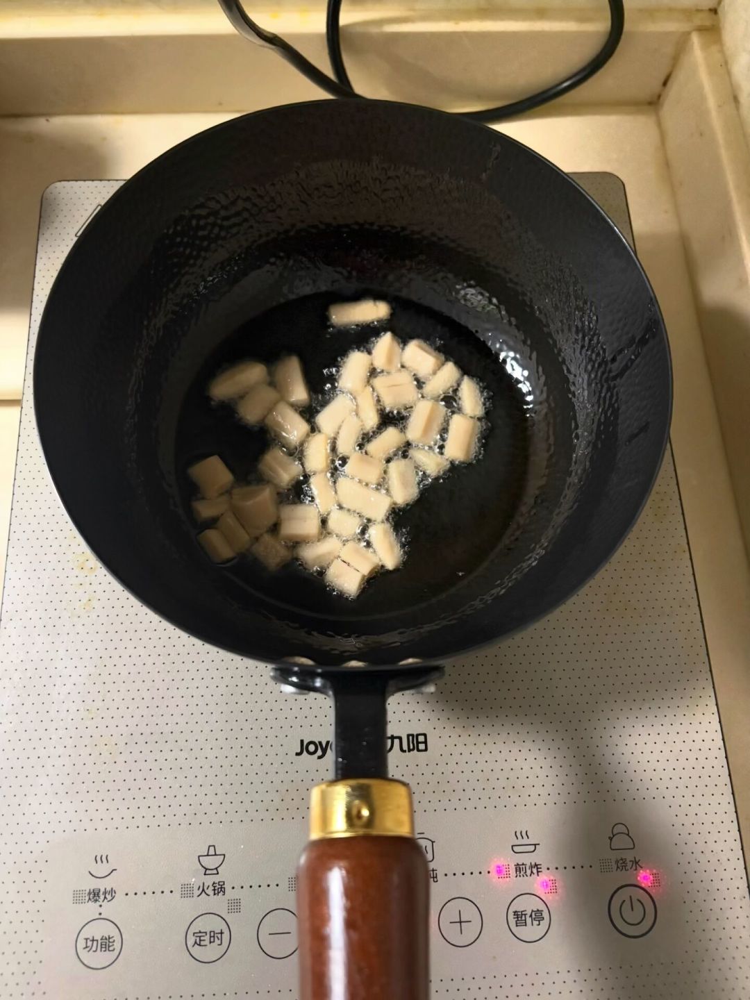 神券在变小、做饭翻车比外卖贵:摊开算完8月底12份吃饭账单——过得了3个门槛的,再回厨房