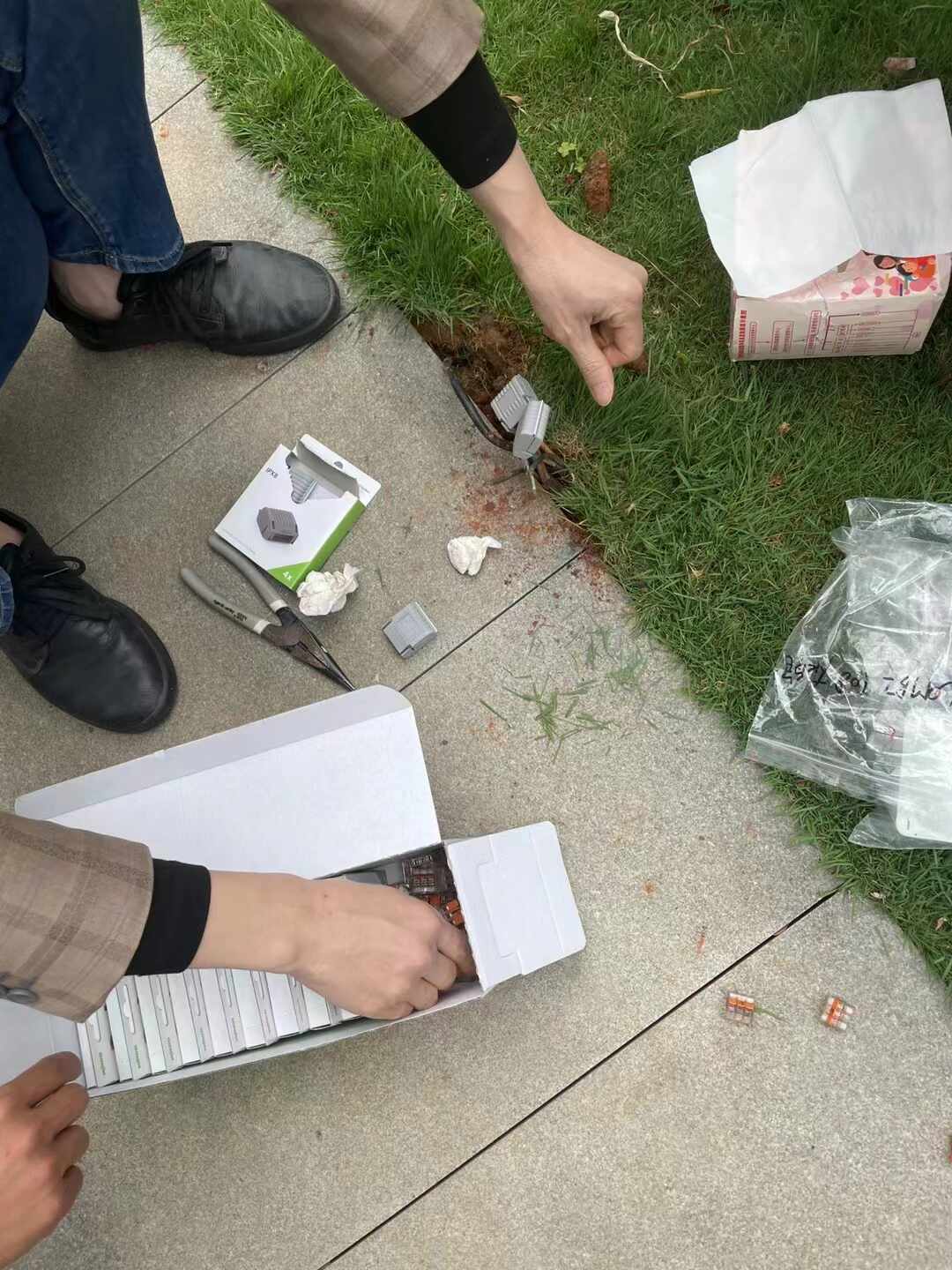 万可端子接完往哪放?翻完验收口径和几百条评论,我把接头的“收纳方案”按位置整理出来了