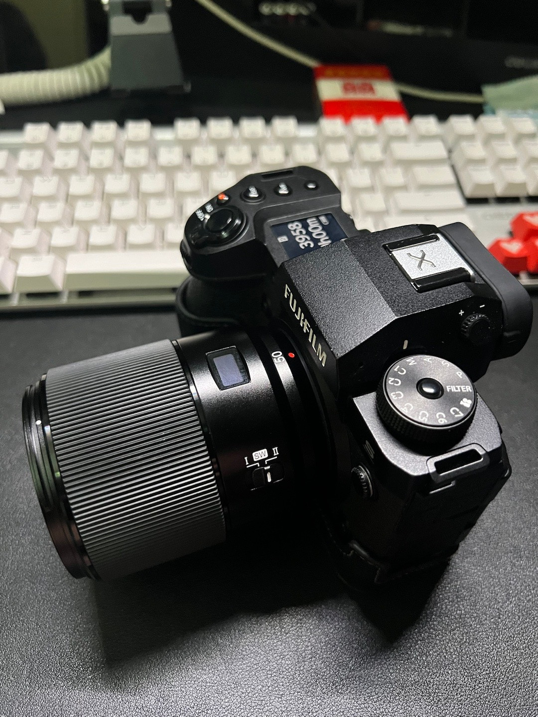 二手跌到400以内、官方今天来推:富士小白买永诺50mm F1.8 X卡口前,我先把三笔账算清