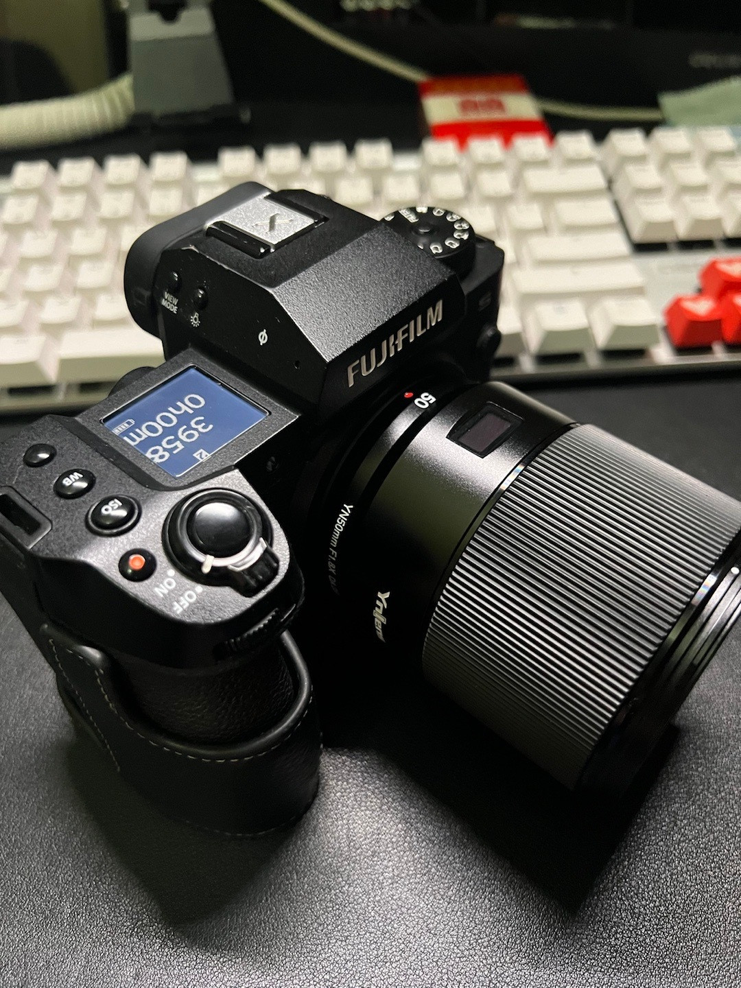 二手跌到400以内、官方今天来推:富士小白买永诺50mm F1.8 X卡口前,我先把三笔账算清