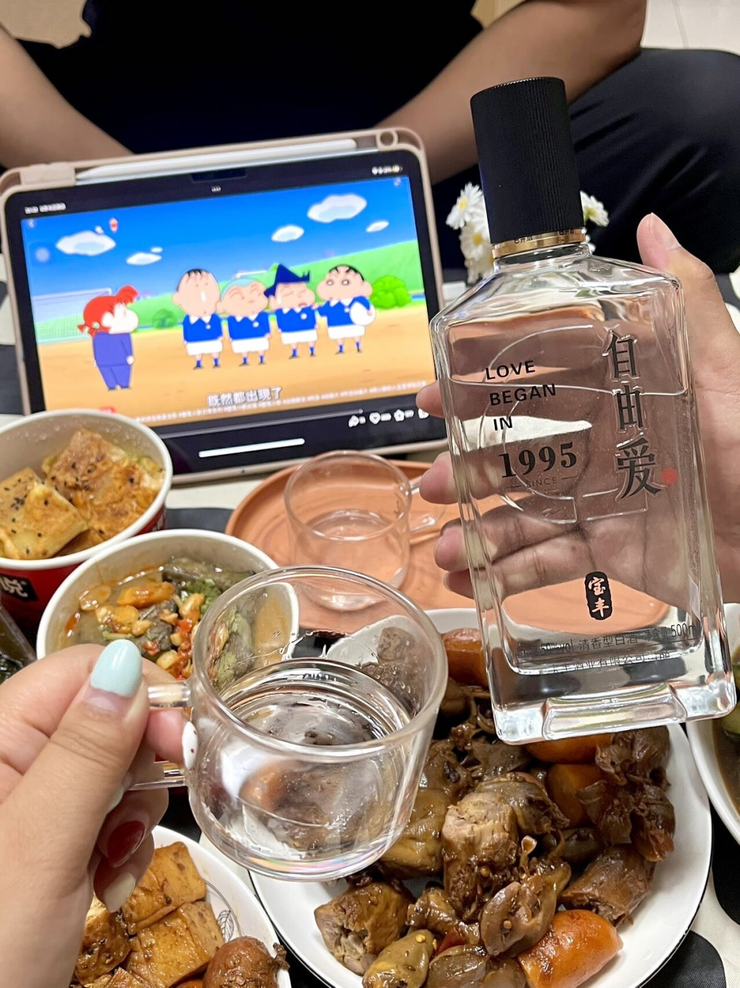 中秋前整箱囤自由爱?这瓶清香型白酒其实有“保鲜期”:宝丰已经替你藏了3年,再放超过这个年数就亏了