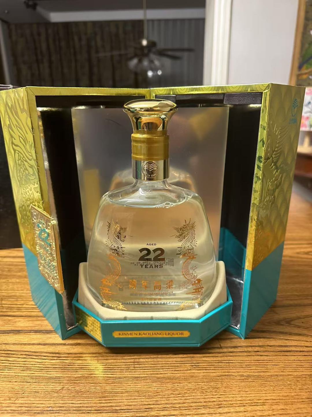 中秋宴席上的金门高粱酒:配什么菜、怎么敬,剩的半瓶别浪费