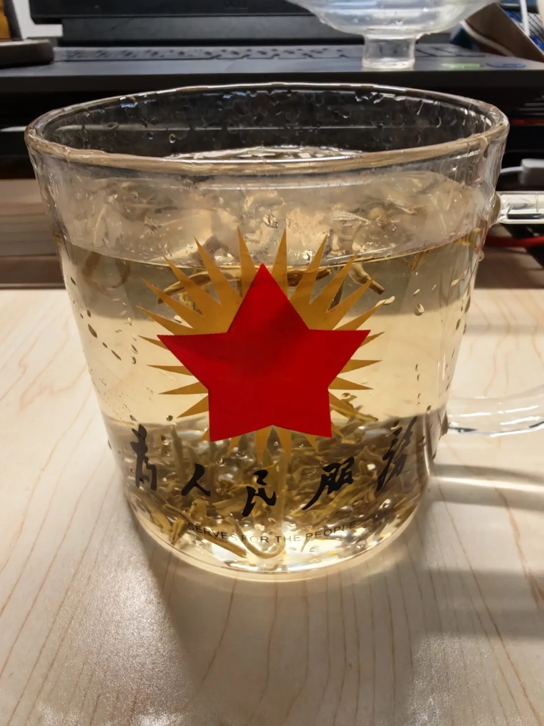 张一元伏窨新茶上架,大栅栏排满代购:外地人今年这口新茶怎么买