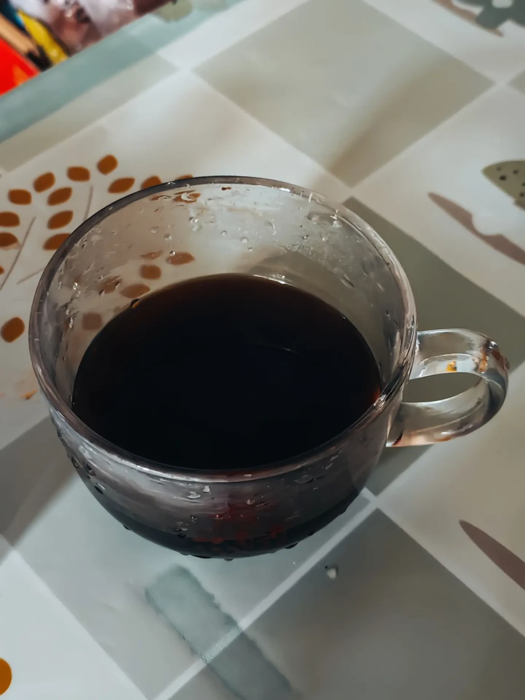 illy粉进你的摩卡壶为什么不出液?翻完6个翻车帖近400条回复,问题出在罐身那个没人看的小图标