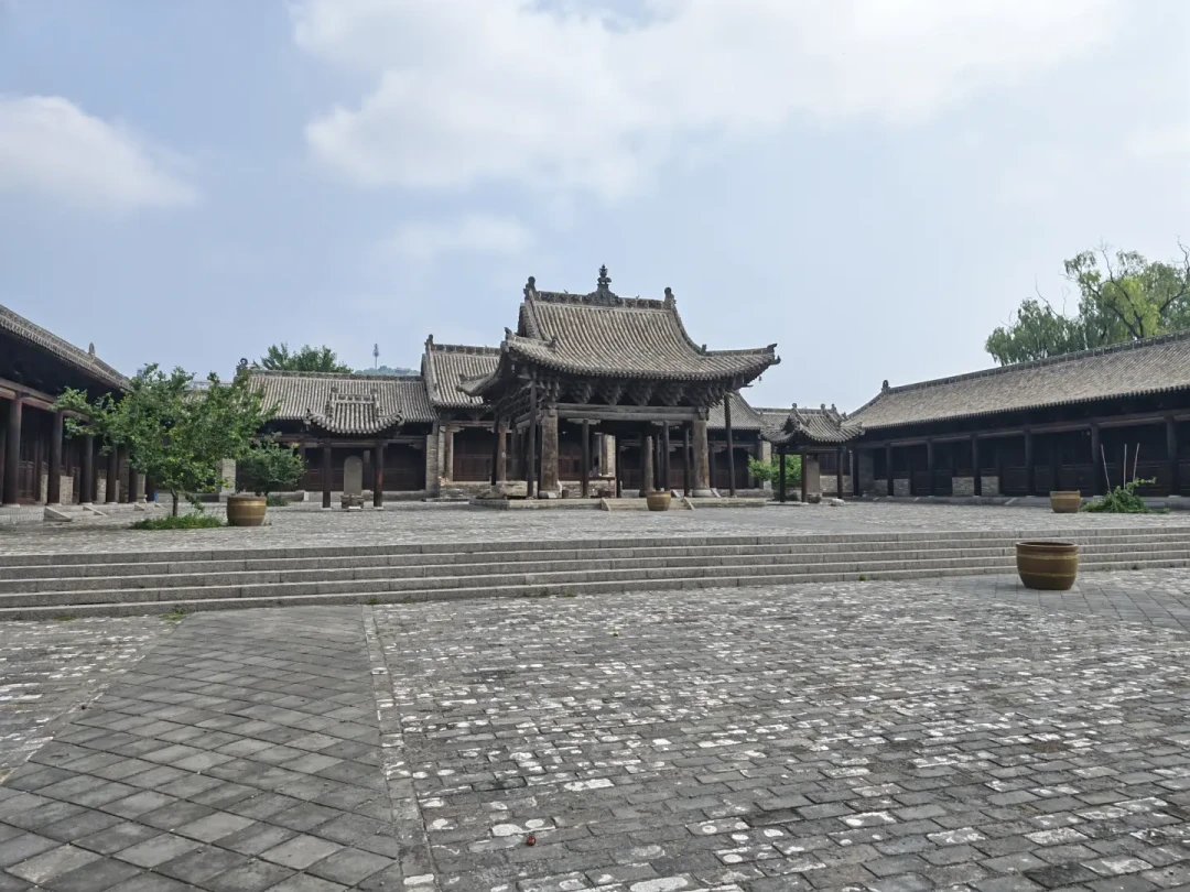 《黑神话:钟馗》15分钟实机刷屏:取景地被连夜扒出,第一座就是锁着门的元代国保
