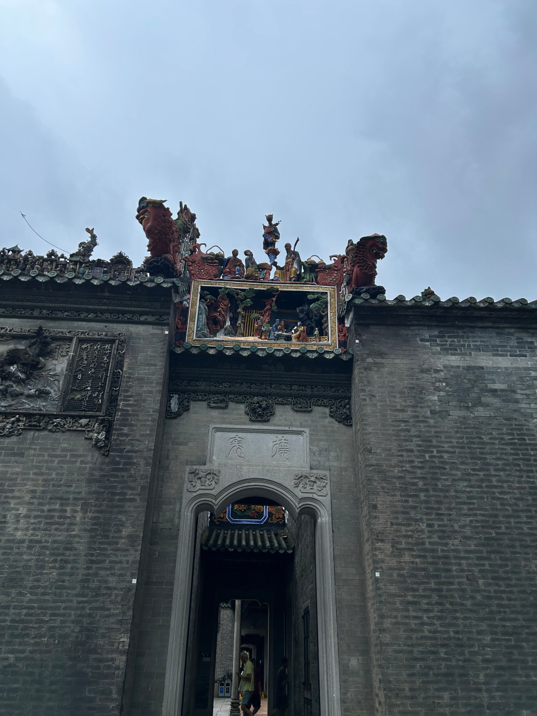 逛完陈家祠去哪吃?西华路20多篇攻略交叉核对:这几家值得排队,这几家直接跳过