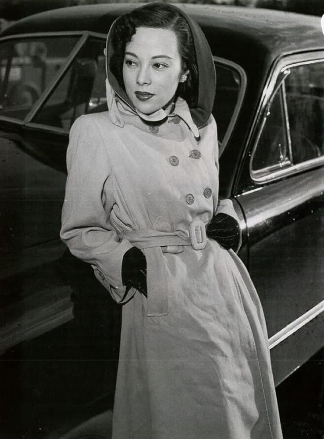 大多数人对李香兰的认知,停在1946年:之后的48年,比她的歌更跌宕
