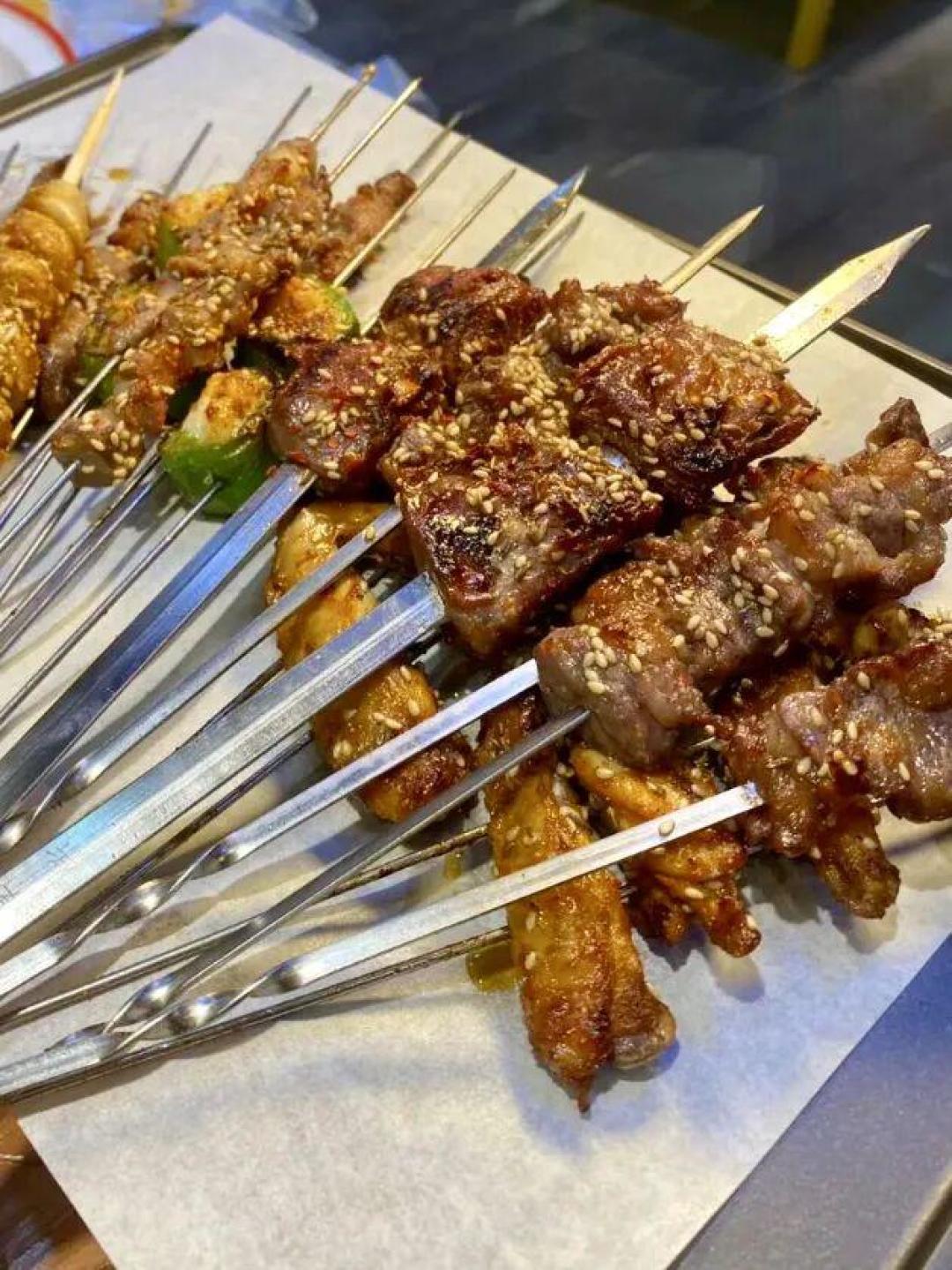 巴西配额触顶在即,盒马串涨了10元:年内这三笔账,算完再吃烤串自由