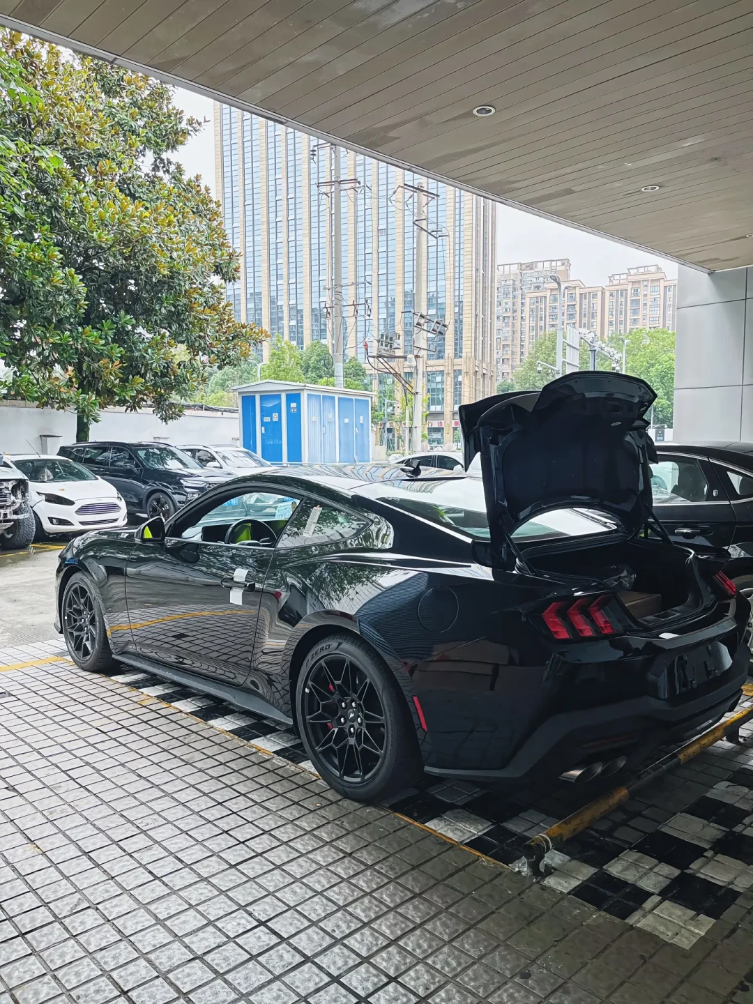 新车38.98万,二手8.7万:福特野马跳水之后,美式肌肉车的门票能不能捡