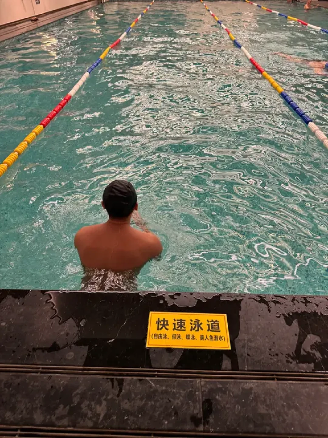 9月泳池