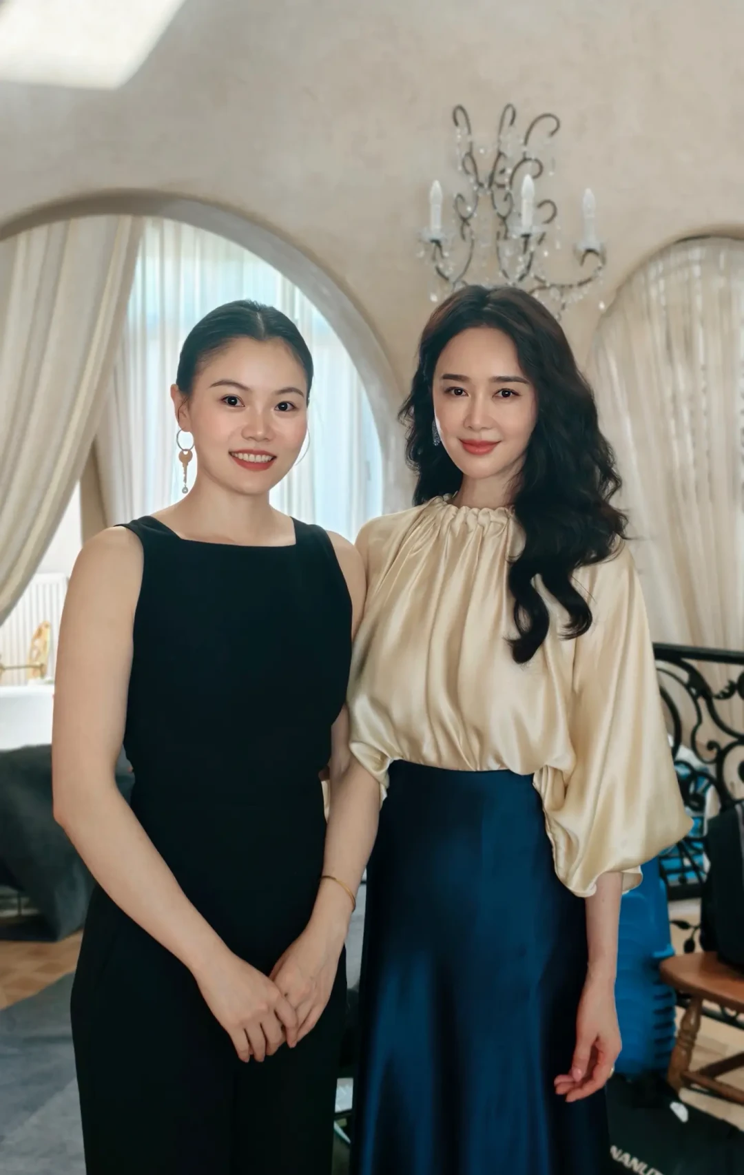 49岁左小青的“二春”：《红掌》“贞姐”路透刷屏，人家早就是《冬去春来》总制片人了