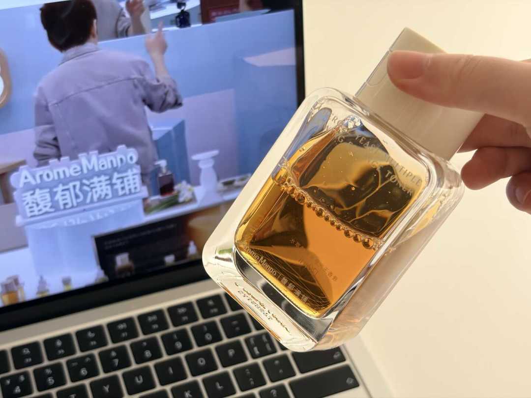 李佳琦和张予曦都在推,网友喊出