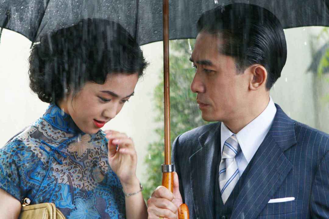 当年骂她“不知廉耻”,如今替她算账:王佳芝的判决是怎么反转的