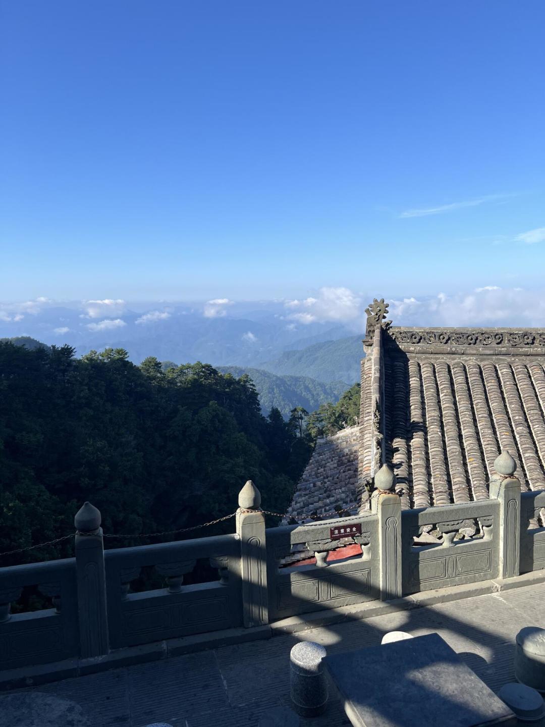 武当山复开半个月,西十高铁也通了:九月想上山拜真武大帝,先把这5件事搞清楚