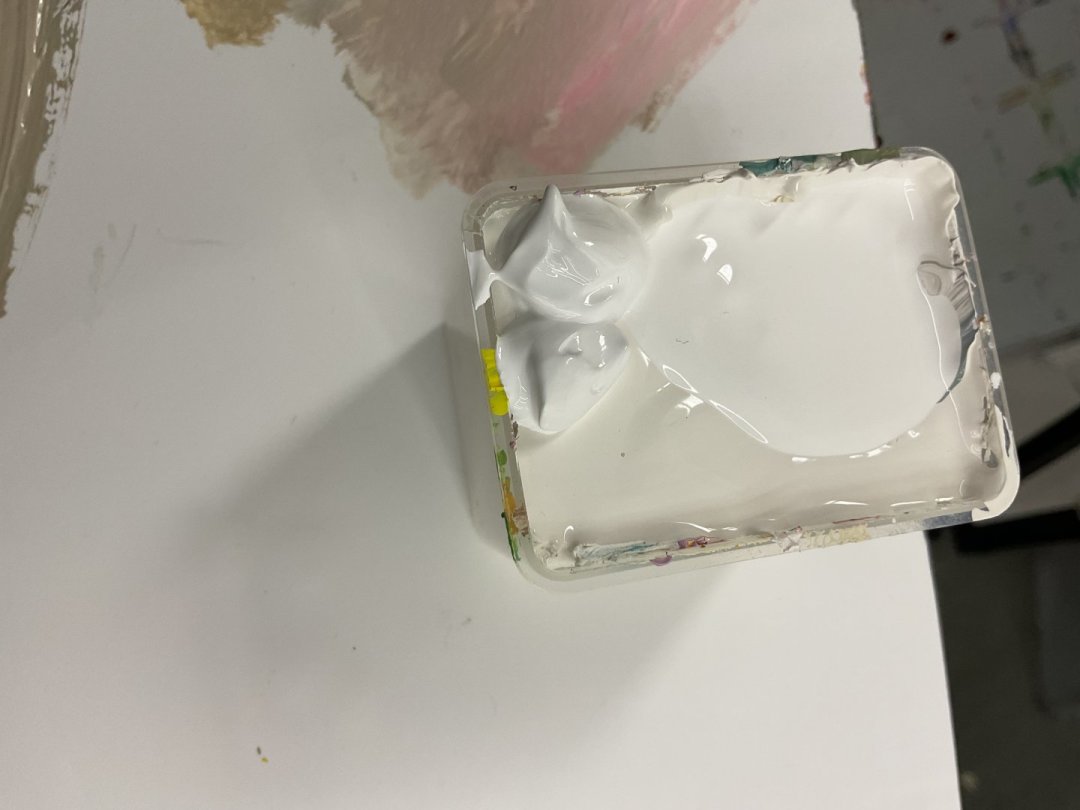 大白颜料一天空半颗,清单里一半是广告:27届集训美术生补货前先看这篇