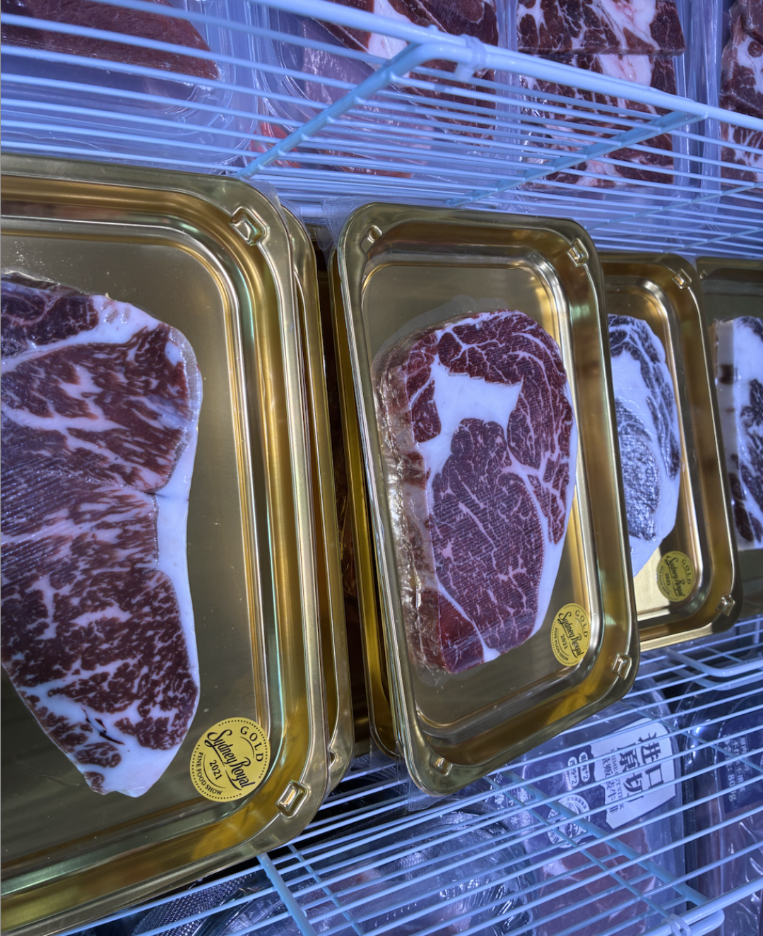 澳洲配额见底、牛肉在涨价,直播间9块9的“原切”牛排为什么反而越来越多?