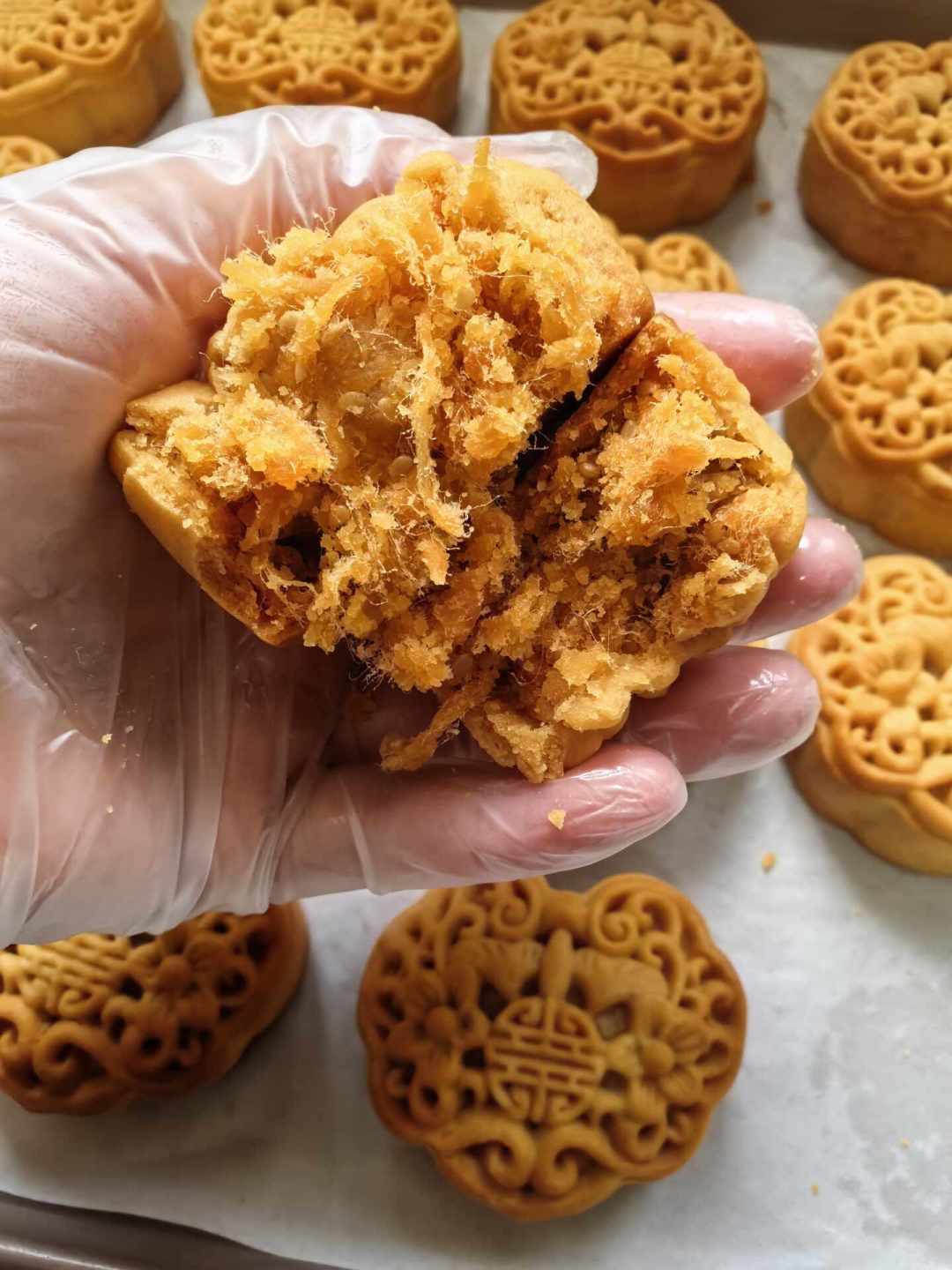 月饼礼盒已跌到19.79元一盒,DIY前先算这笔账:自己做不是图省钱,是买确定性